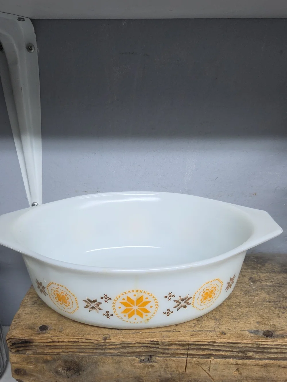 Vintage Pyrex Town & Country 1.5 Qt Oval Casserole Dish 043